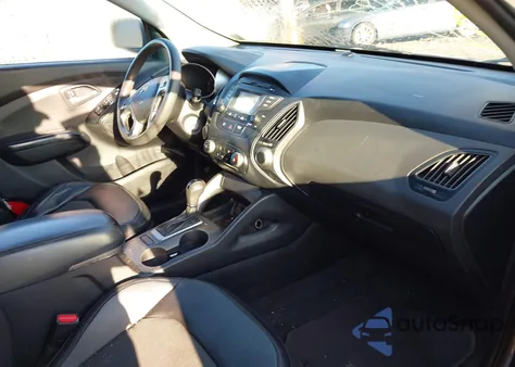 2015 Hyundai Tucson Gls z USA, uszkodzony, nr VIN KM8JTCAF6FU973574